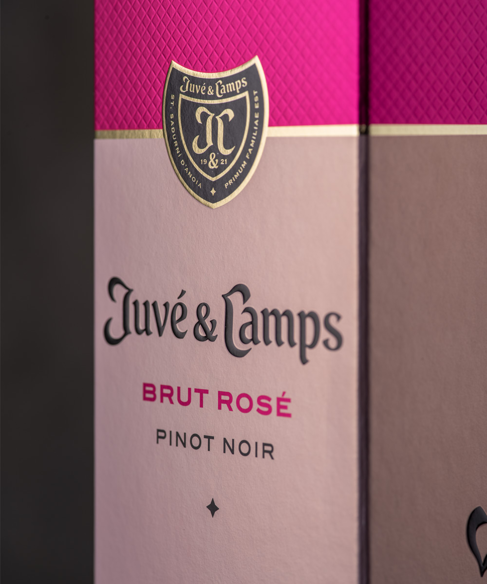 cava rosado brut rosé juvé & camps giftbox